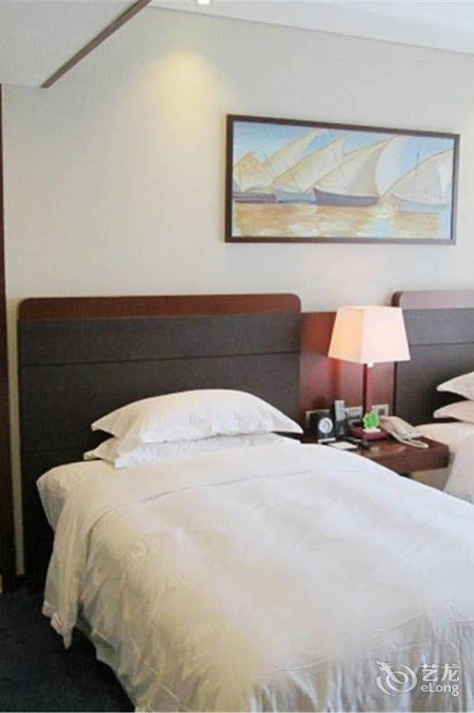 Bavaria City Hotel Бэйхай Экстерьер фото